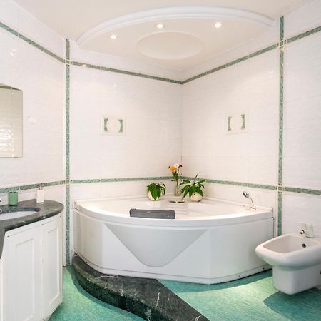 Napoli Centro, Dm Suites Экстерьер фото