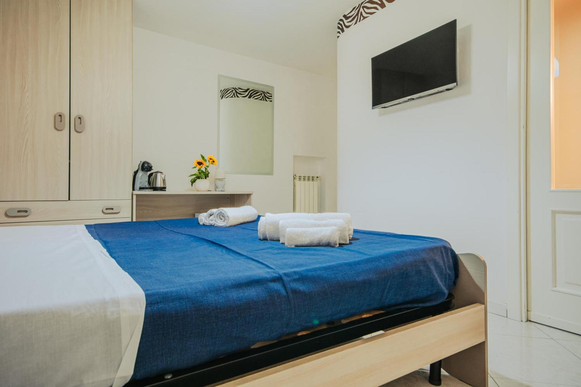Napoli Centro, Dm Suites Экстерьер фото