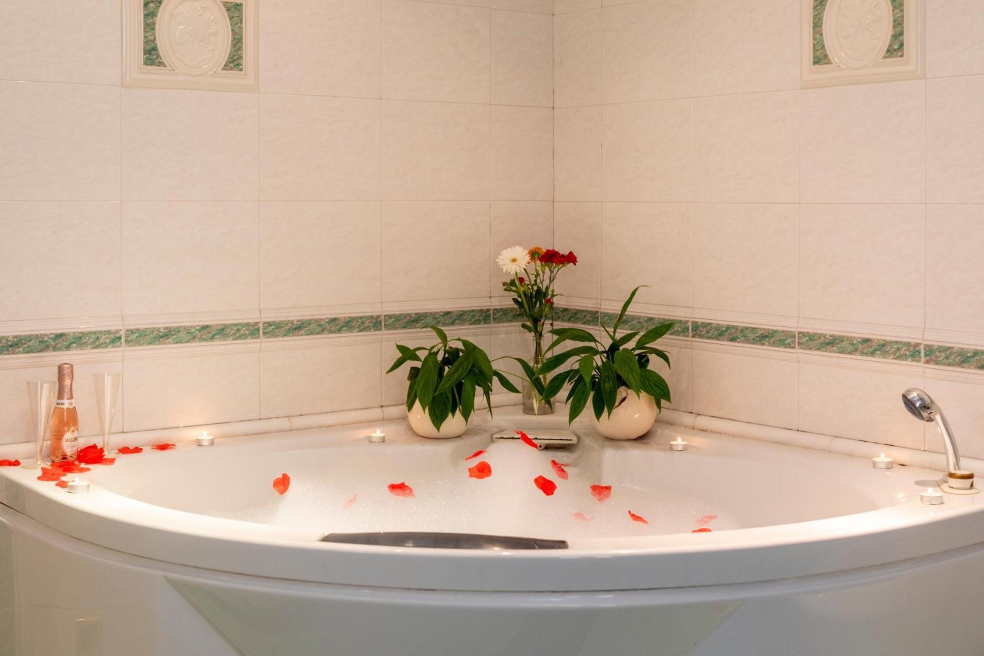 Napoli Centro, Dm Suites Экстерьер фото