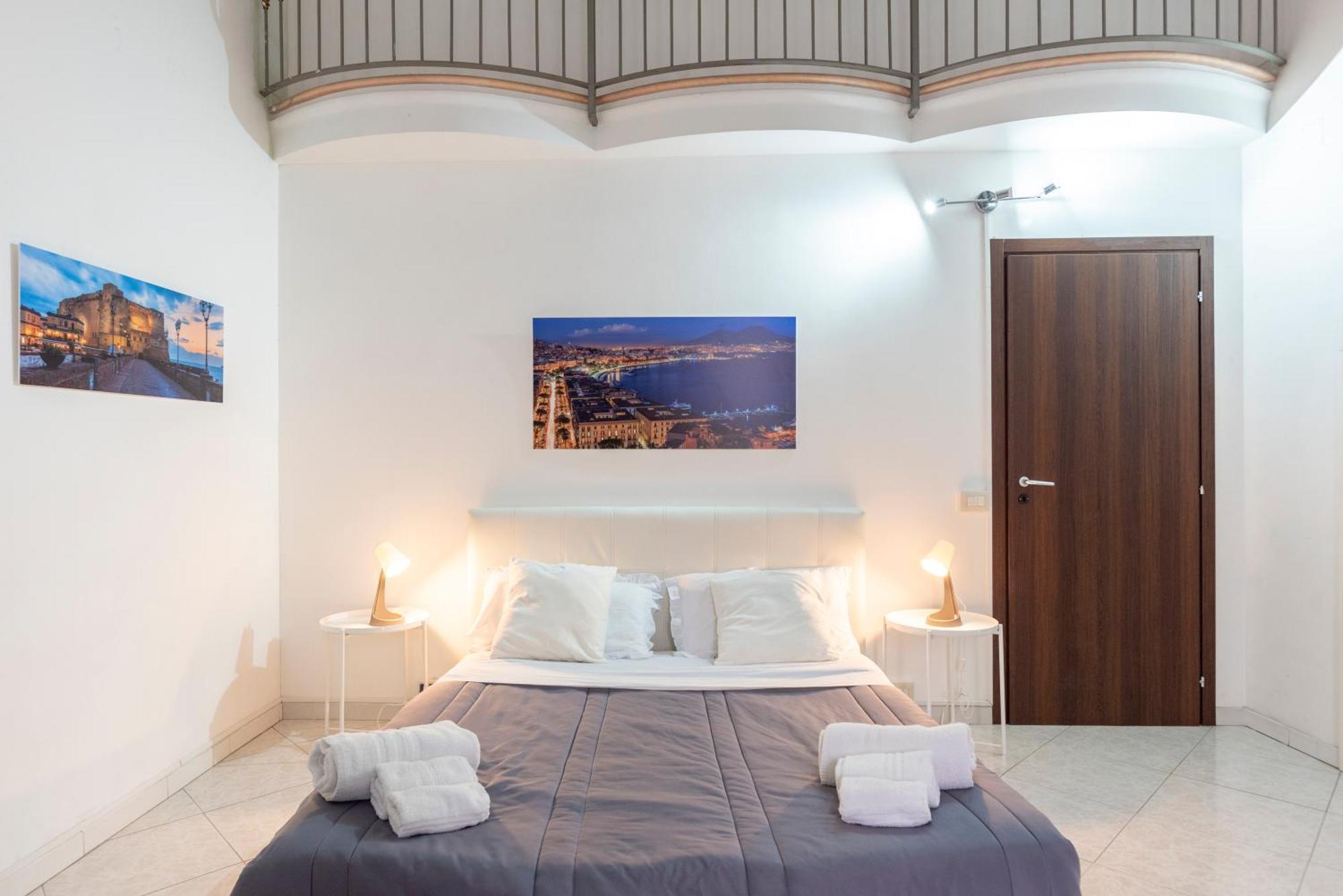 Napoli Centro, Dm Suites Экстерьер фото
