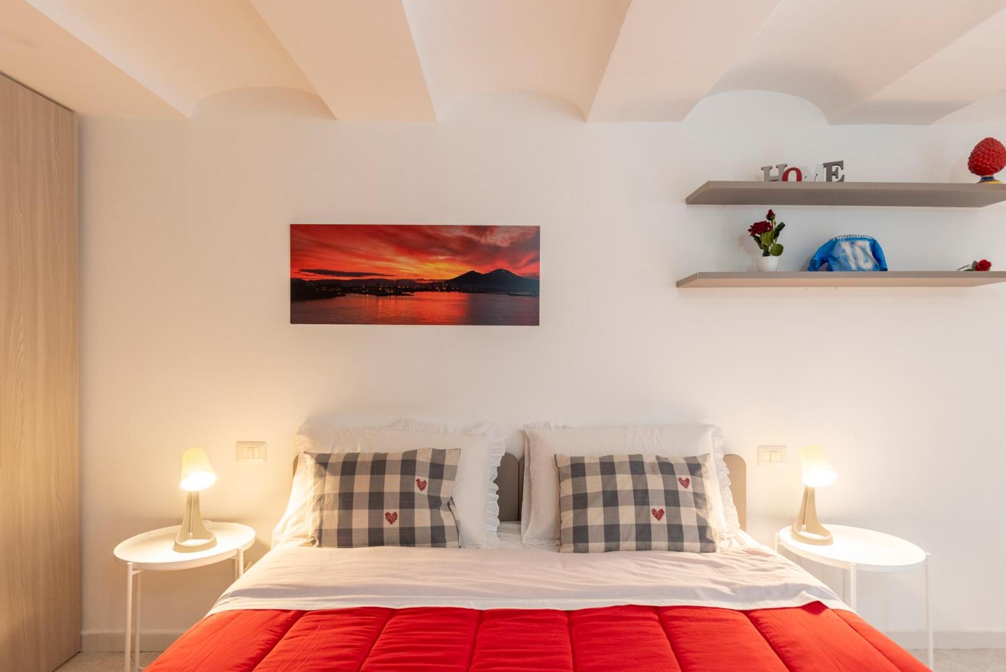 Napoli Centro, Dm Suites Экстерьер фото