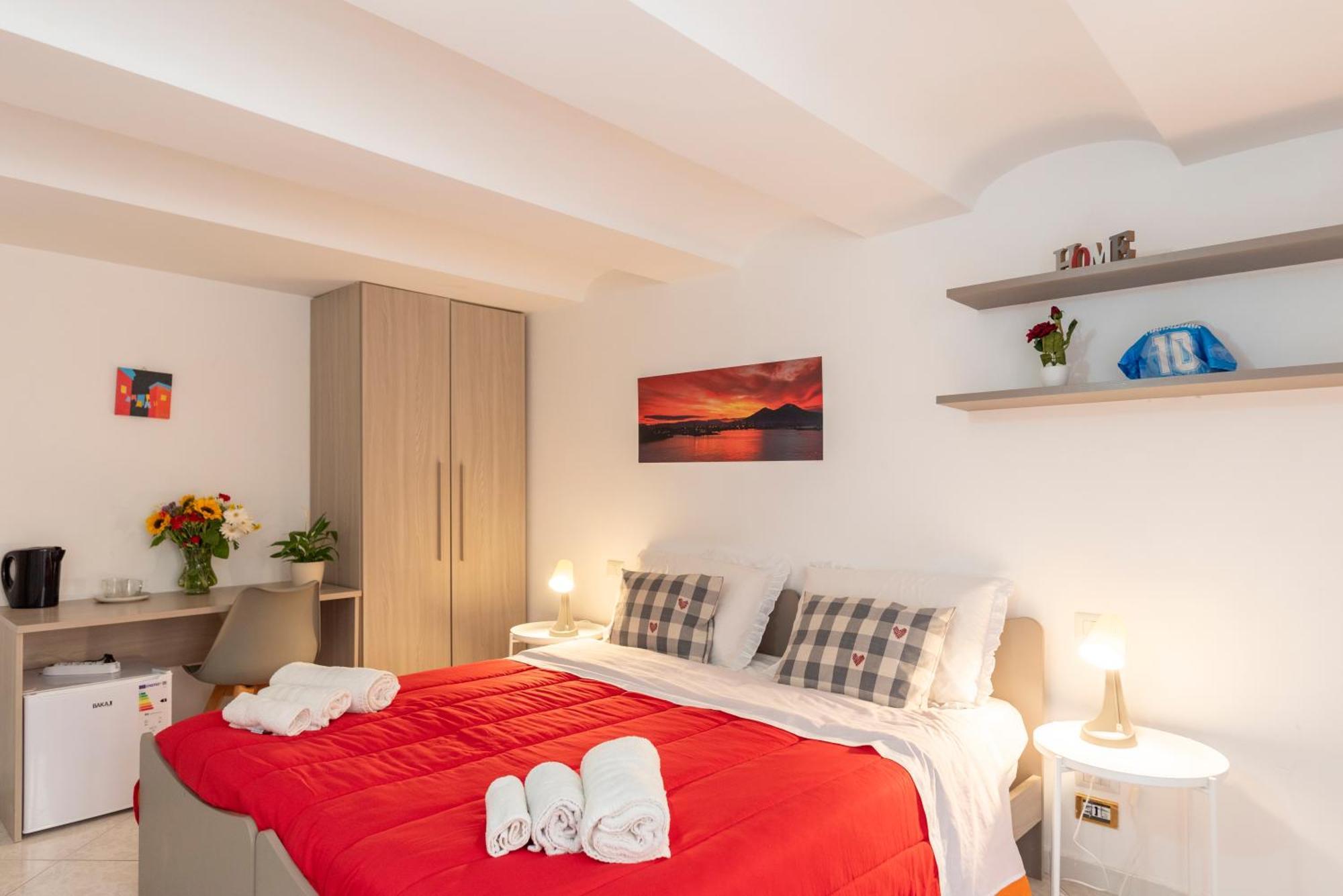 Napoli Centro, Dm Suites Экстерьер фото